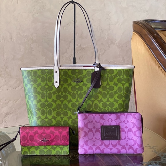 Coach Handbags - NWT Coach Colorblock Tote&wristlet&wallet